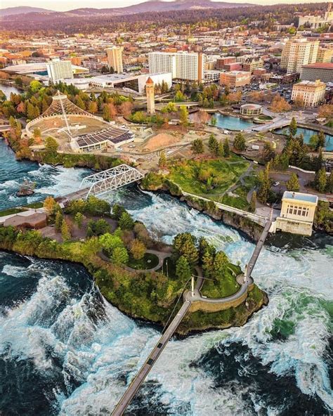 The absurdly gorgeous Riverfront Park in downtown Spokane Washington : pics