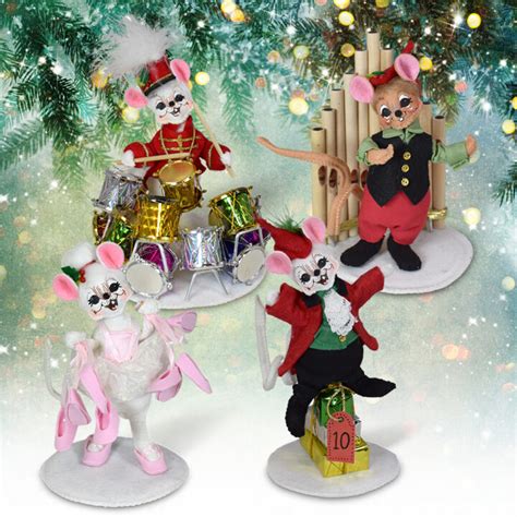 The Christmas Collection | Holiday Gifts & Decorations | Annalee Dolls