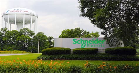 Green New Feel: Inside Schneider Electric's First U.S. Smart Factory ...