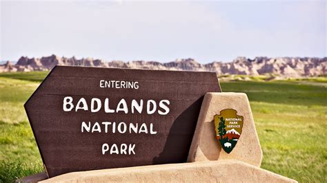 Your Guide to Badlands National Park Camping - planetcampers