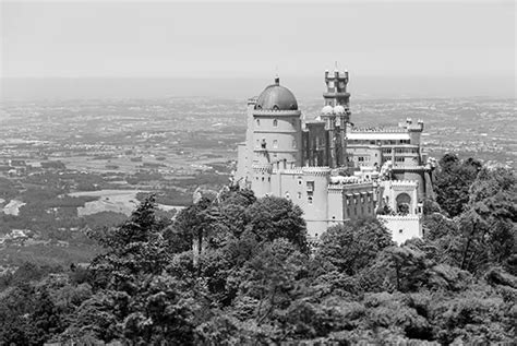 Sintra Tour - Explore Romanticism's Capital with Vipdrive