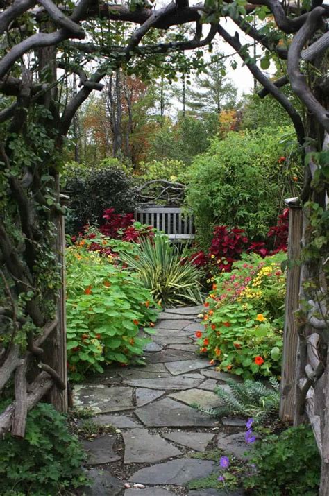 40 Brilliant ideas for stone pathways in your garden