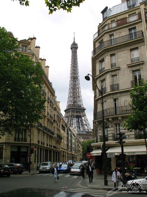 Eiffel Tower from Streets of Paris