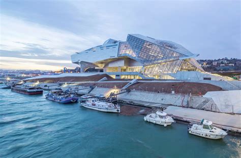 Musee-des-Confluences-in-Lyon-France-by-COOP-HIMMELB-L-AU-02 | A As ...