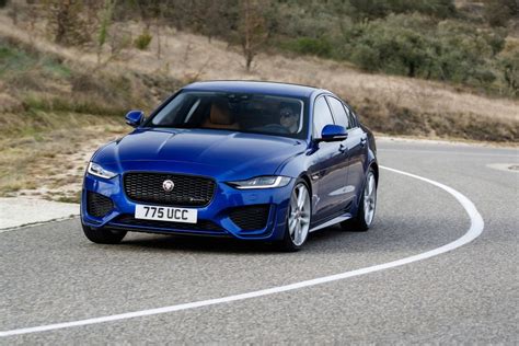 Jaguar Xe Versions - How Car Specs