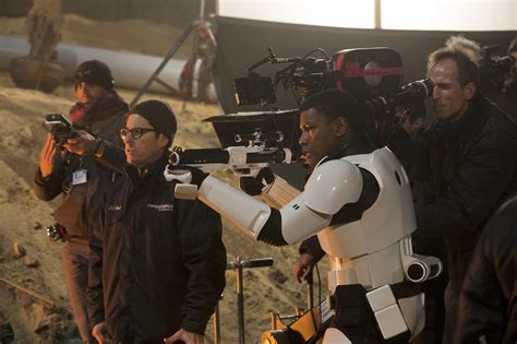 First Look at Star Wars: The Force Awakens Deleted Scenes | Flickreel