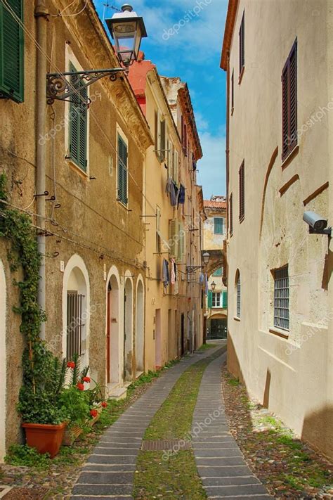 Alghero old town, Sardinia, Italy — Stock Photo © karnizz #130476744