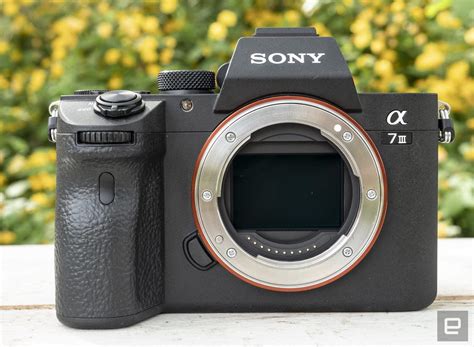 Why Sony still dominates the full-frame camera market | Engadget