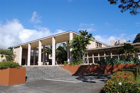 University of Hawaii Manoa Self-Guided Tour - Docomomo