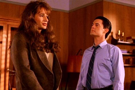 Showtime 'Twin Peaks' May Return David Duchovny's Denise