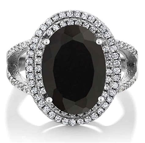 5 Beautiful Black Onyx Rings for Women