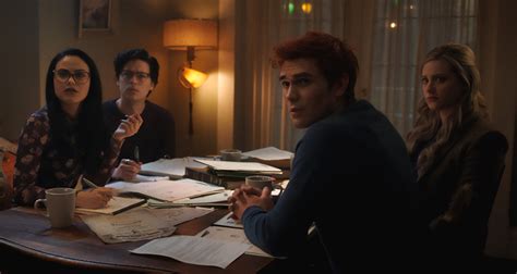 ‘Riverdale’ Season 5 Finale Airs TONIGHT – See the Photos & Details ...