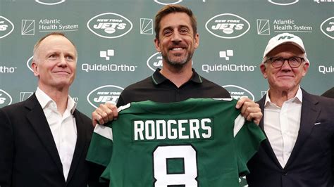 Aaron Rodgers Trade Already Cost the Jets in the 2023 NFL Draft