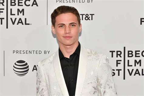 Tanner Buchanan Girlfriend News: Is He Still Dating Lizze Broadway?