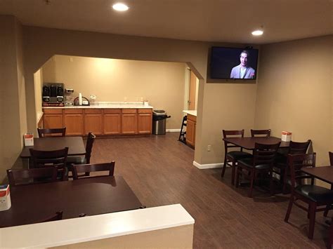 QUALITY INN & SUITES NEAR NAS FALLON $119 ($̶1̶5̶4̶) - Updated 2022 Prices & Hotel Reviews - NV