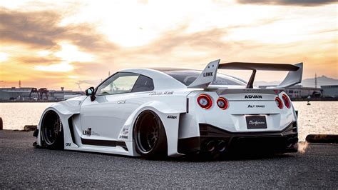 Liberty Walk body kit for Nissan GT-R R35 Buy with delivery, installation, affordable price and ...