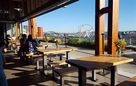 The Top 11 Seattle Waterfront Restaurants For A Meal With A View