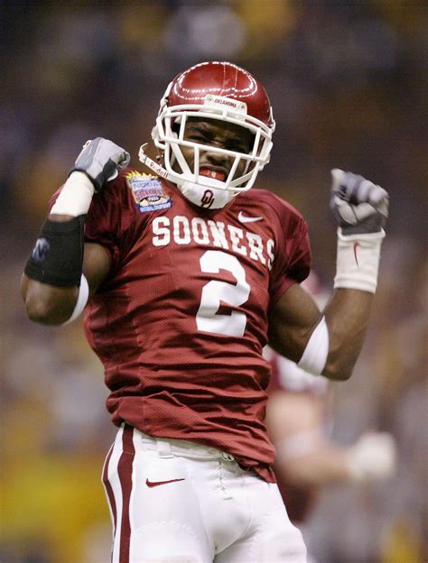 NEW ORLEANS - JANUARY 4: Defensive back Derrick Strait #2 of Oklahoma ...