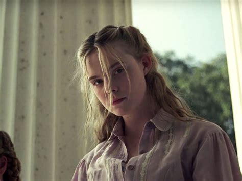 The Beguiled: Elle Fanning in una scena del film: 446660 - Movieplayer.it