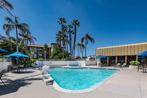 Wyndham Garden San Diego near SeaWorld | San Diego, CA Hotels