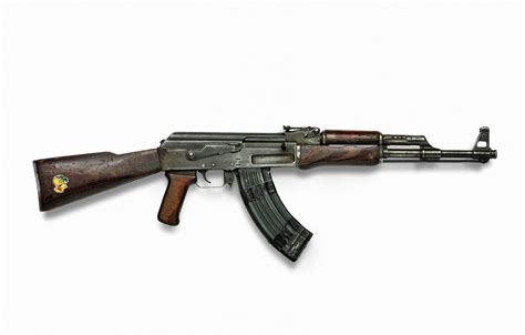 Download Kalashnikov Assault Rifle AK 47 Man Made Akm Assault Rifle 4k Ultra HD Wallpaper