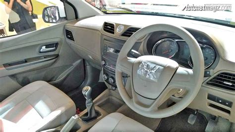 interior Wuling Confero | AutonetMagz :: Review Mobil dan Motor Baru Indonesia