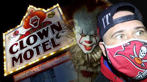 (GHOST CLOWNS) Haunted Clown Motel Is Scary AF | OmarGoshTV - YouTube