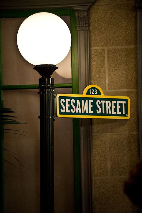 Sesame Street (fictional location) - Wikipedia