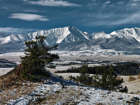 Crazy Mountains Montana Photograph by Leland D Howard