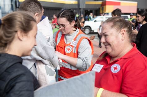 Red Cross humanitarianism and female volunteers in Australia - Hektoen ...