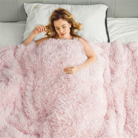 "Junovo 20lbs Soft Velvet Weighted Blanket, Queen Size 60""x80"", Plush Faux Fur, Pink ...