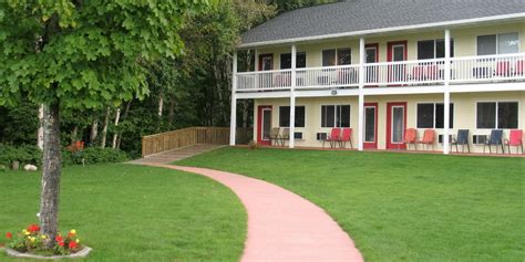 Beach Inn Motel on Munising Bay (Munising, MI): What to Know BEFORE You ...