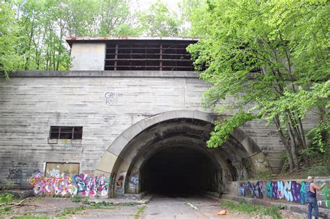 Discovery PA: The Abandon Pennsylvania Turnpike & Tunnels