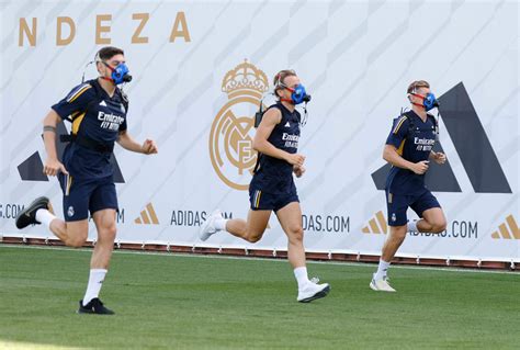 Real Madrid squad set for special mask test amid concern over form ...