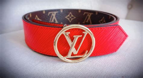 Louis Vuitton reversible red belt with gold circle buckle. Birthday Week, Louis Vuitton Red, Red ...