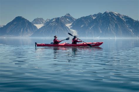 Kayaking - Greenland Travel EN