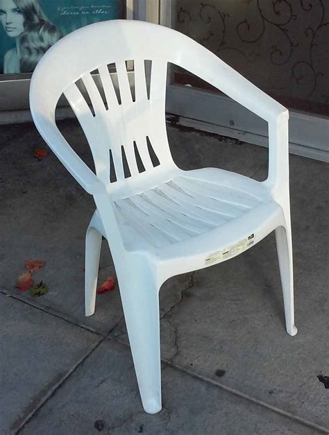 UHURU FURNITURE & COLLECTIBLES: SOLD Plastic Patio Chairs - $5 each (we have 9)