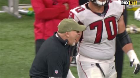 Highlight: Dan Quinn is AMPED after Falcons' fourth-down sack