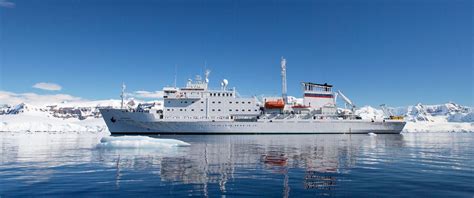 Canada's High Arctic Explorer | Expedition Cruise Specialists