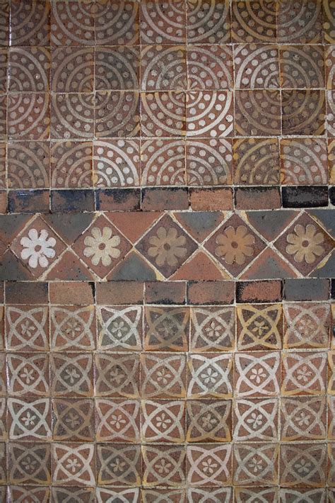 Winchester Cathedral Floor Tiles 2 | 13th-century floor tile… | Flickr