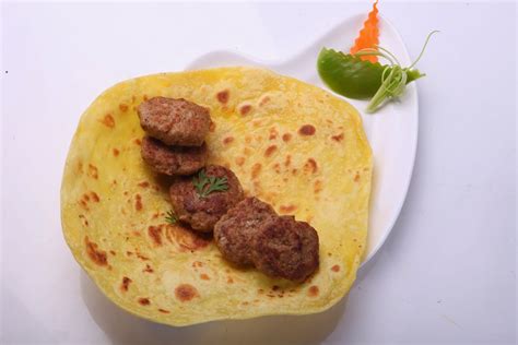 GALOUTI KEBAB | Recipe | Kebab, Snacks dishes, Food