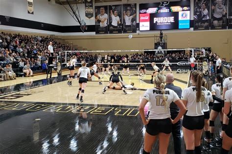 Purdue Volleyball: Regular Season Finale Preview