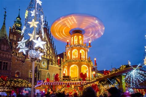 Krakow Christmas Market 2023 - Explore Poland