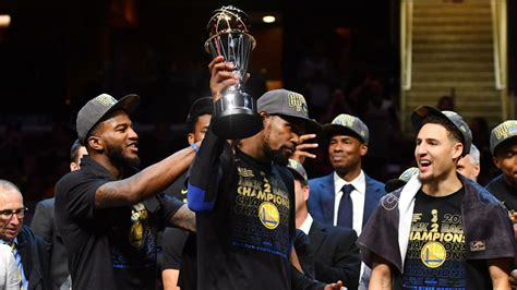 Top Moments: Kevin Durant wins back-to-back Finals MVPs | NBA.com