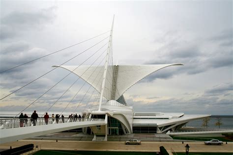 File:Milwaukee Art Museum 1 (Mulad).jpg - Wikimedia Commons