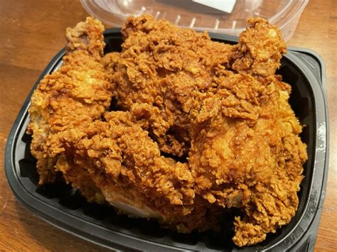 Does Kwik Shop have the best fried chicken in town? Let's find out ...