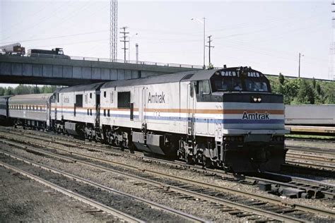 Amtrak GE P30CH locomotive - Trains