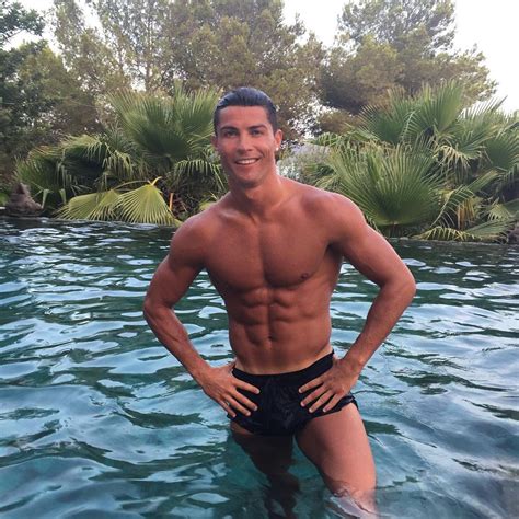 WE LOVE HOT GUYS: Cristiano Ronaldo shirtless from Instagram