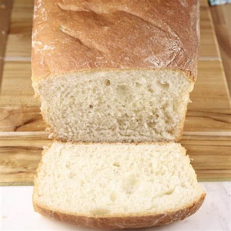 Amish White Bread {Easy Recipe} - Miss in the Kitchen