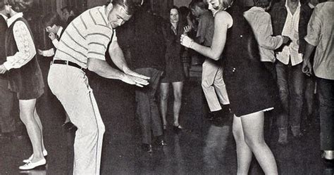 vintage everyday: Pictures of High School Awkward Dances from the 1970s